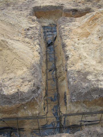 Fundamenty, zalewanie 016