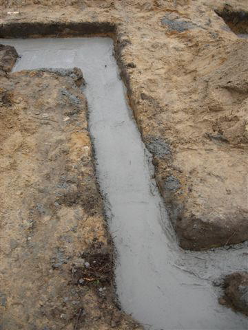 Fundamenty, zalewanie 067
