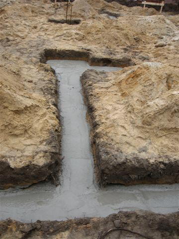 Fundamenty, zalewanie 071